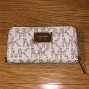 Michael Kors wallet